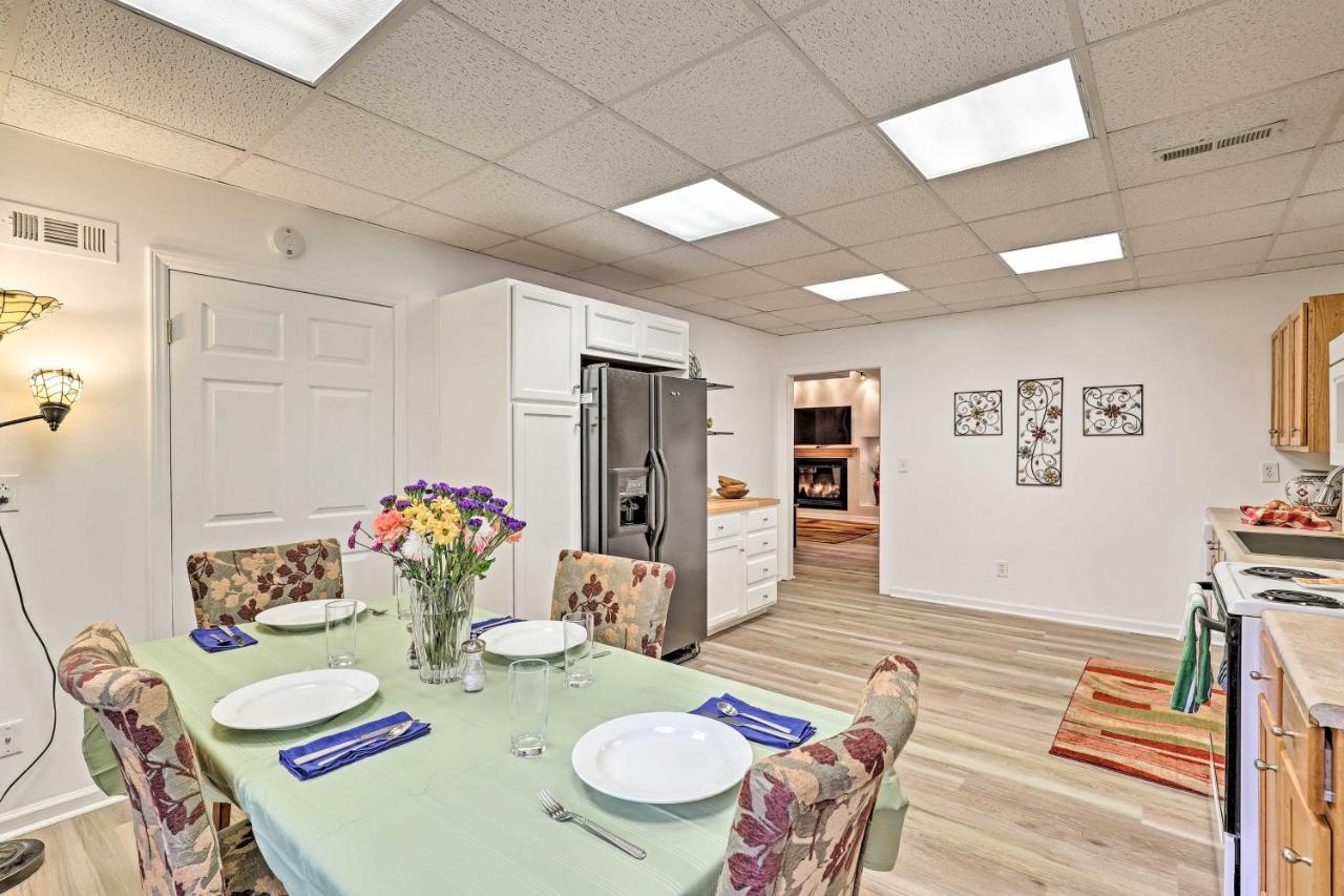 Asheville Mountain Getaway With Patio And Koi Pond! Eksteriør bilde
