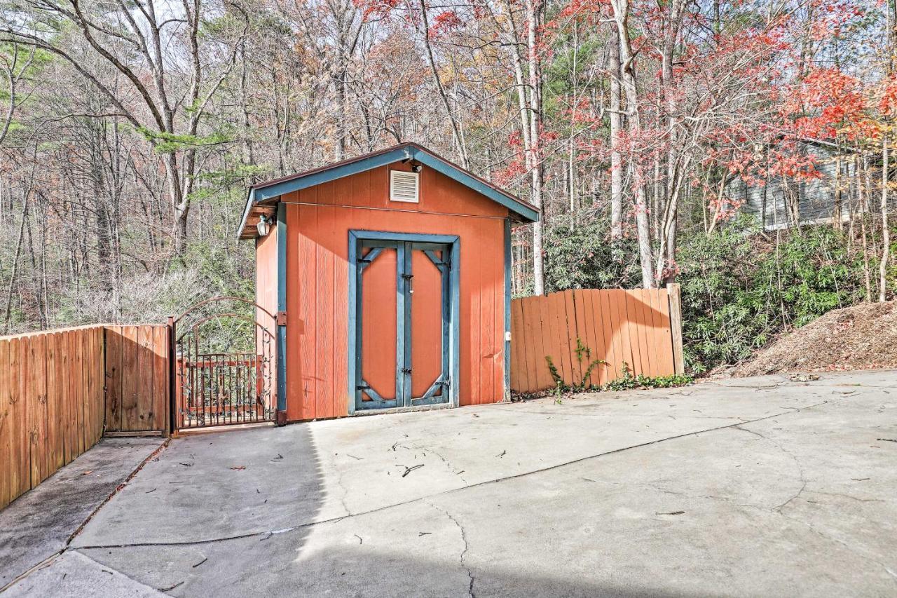 Asheville Mountain Getaway With Patio And Koi Pond! Eksteriør bilde